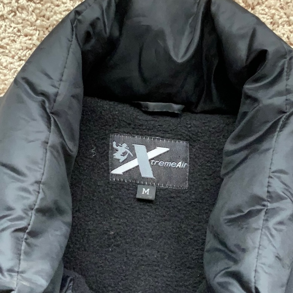 Xtreme Air Men's Black Puffer Vest size Medium - Picture 3 of 5